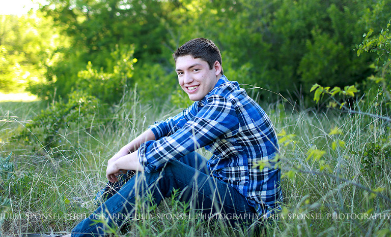 high-school-senior-photographer-in-frisco