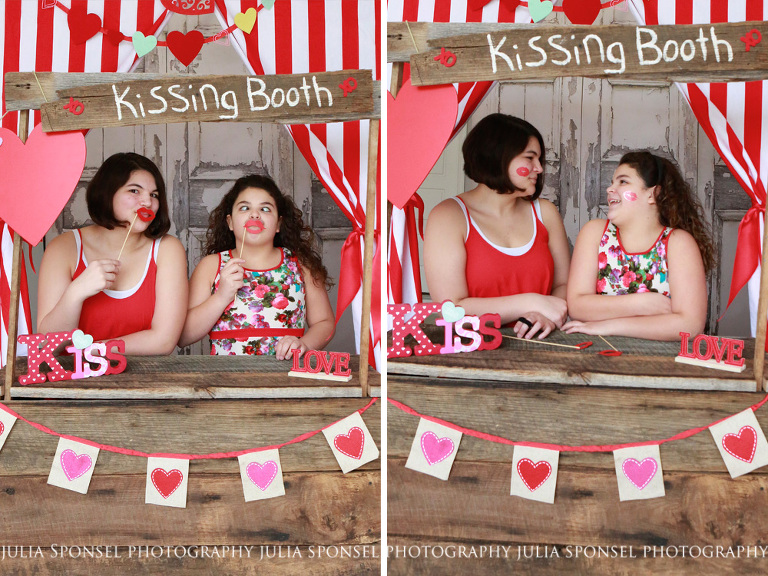 kissing-booth-fun-photos