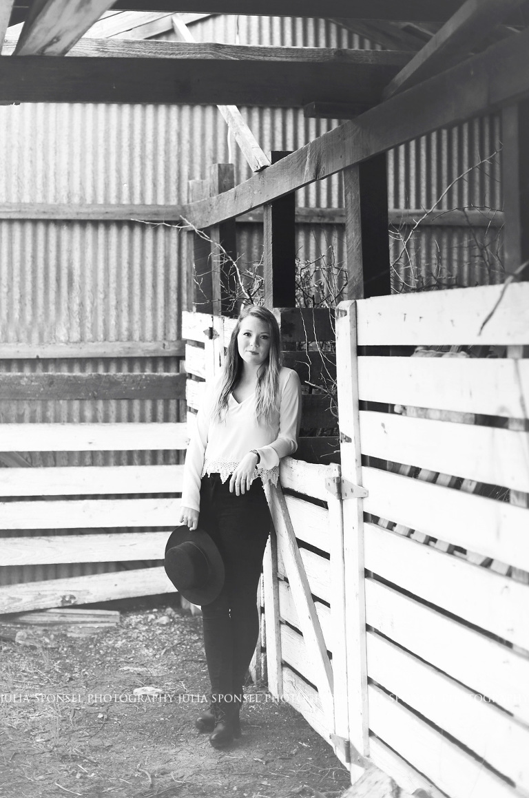 outdoor-senior-photos-frisco-tx