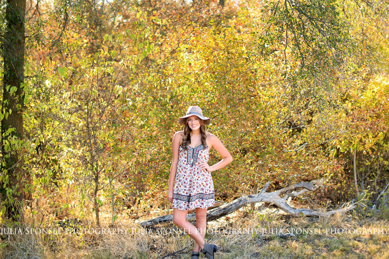 frisco-senior-photos-outdoors