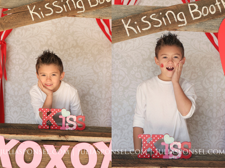 kissing-booth-valentine-mini-session