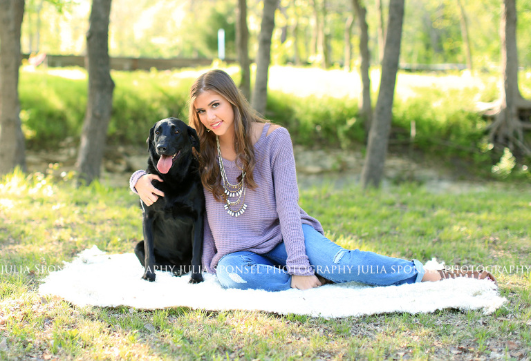 senior-photos-with-dog