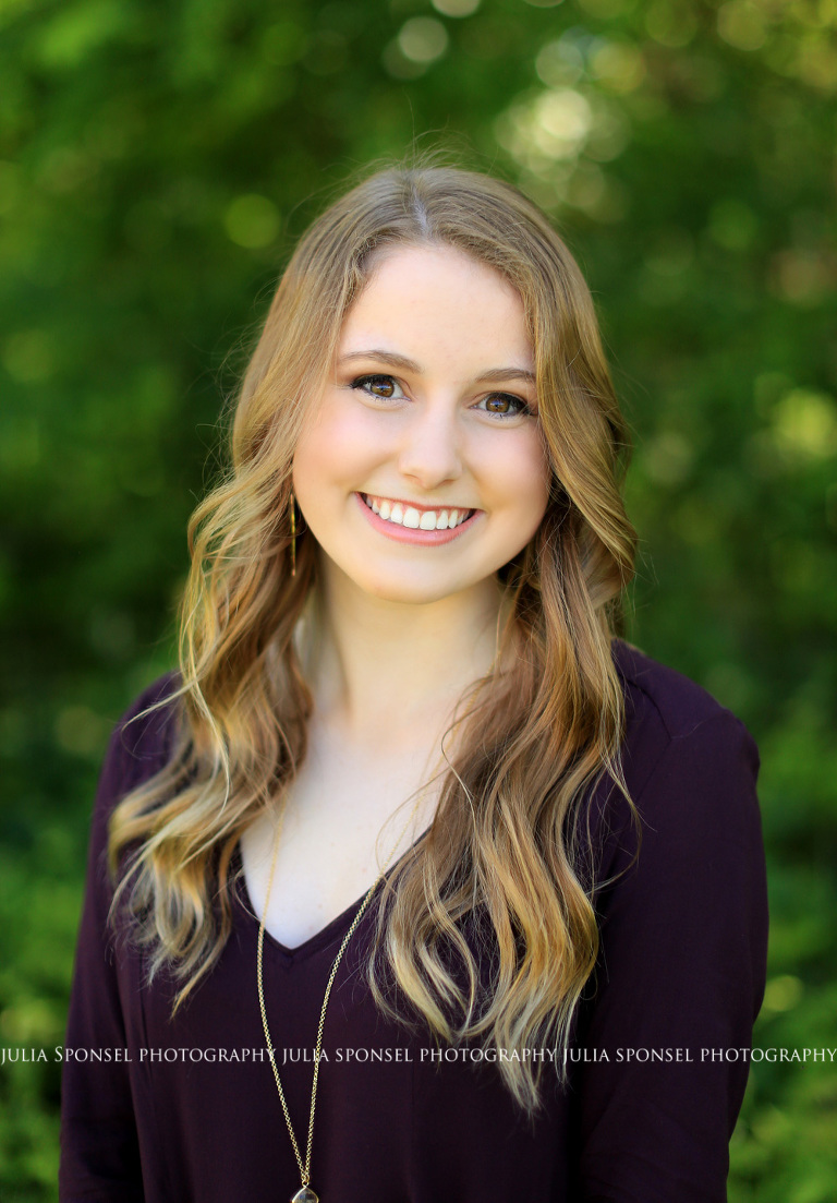 Senior-Kelsey-B_0019-1wm