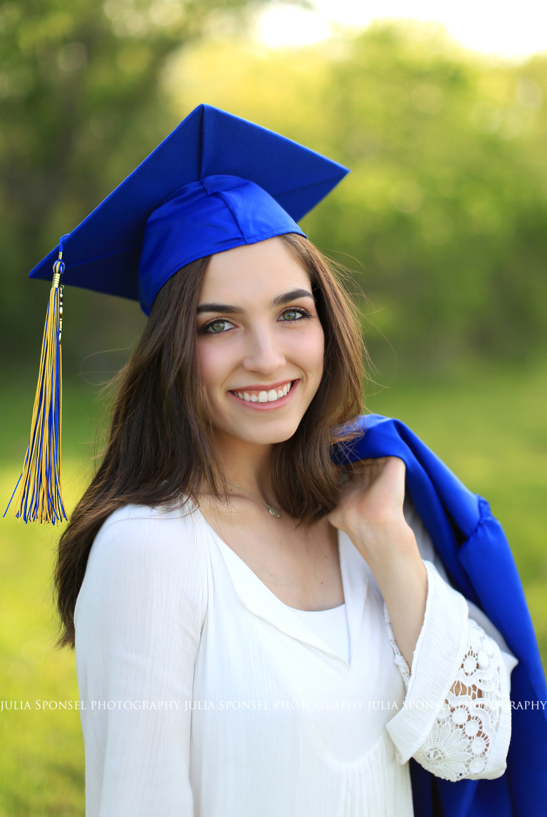 outdoor senior photographer frisco tx