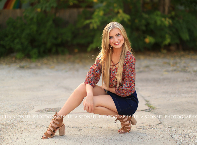 outdoor frisco-senior-photographer